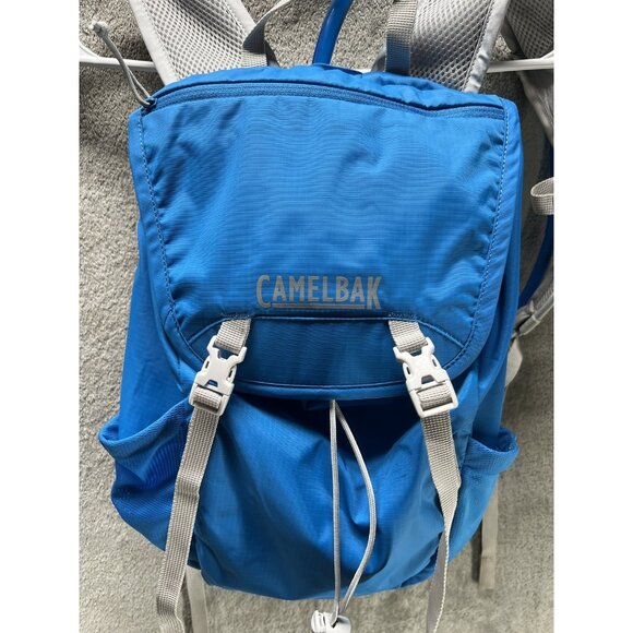 CamelBak Arete 18 Hydration Backpack 1.5L Blue Hiking Running Cycling Camping - Picture 1 of 6